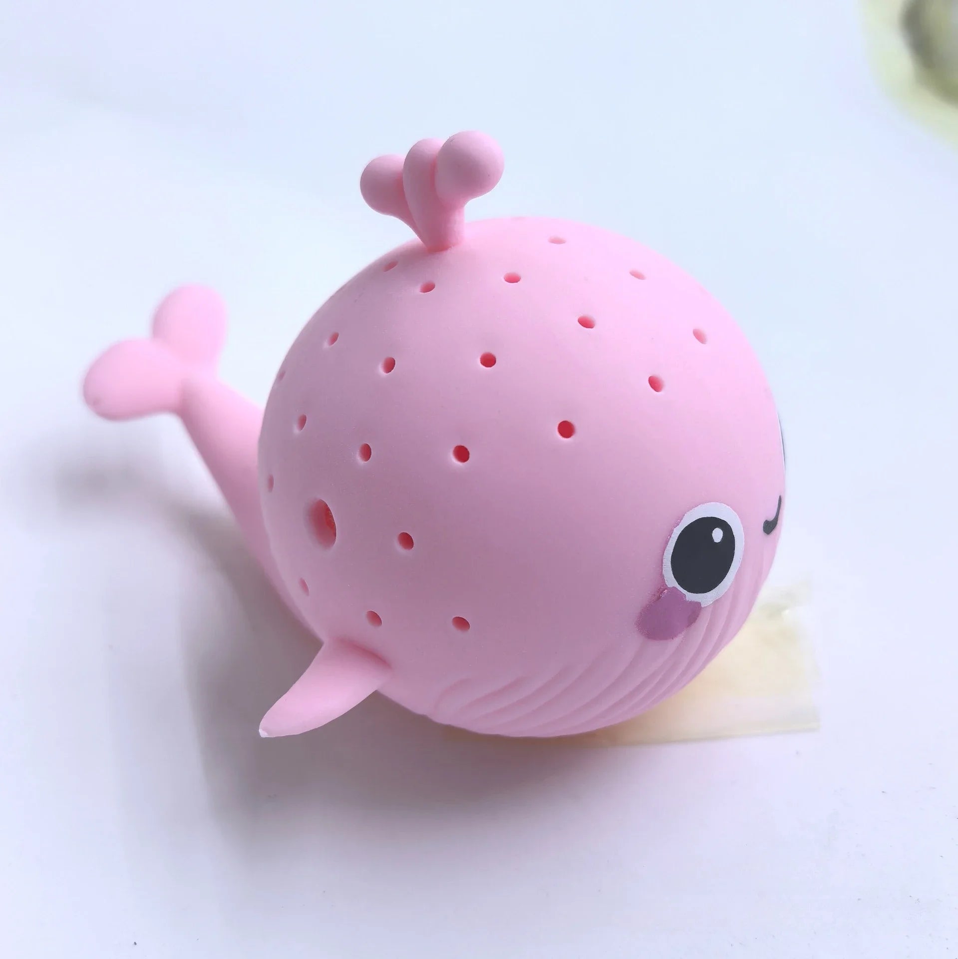 Cute Whale Bath Toy – Squeeze & Spray Water Toy 🐳